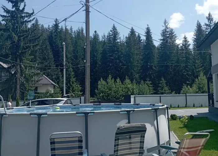 U Anastasii I Sofii Bilya Richki